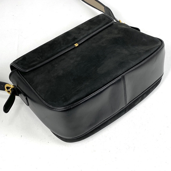 Gucci Handbags - Gucci Shoulder Interlocking Black Leather GG Bag Crossbody